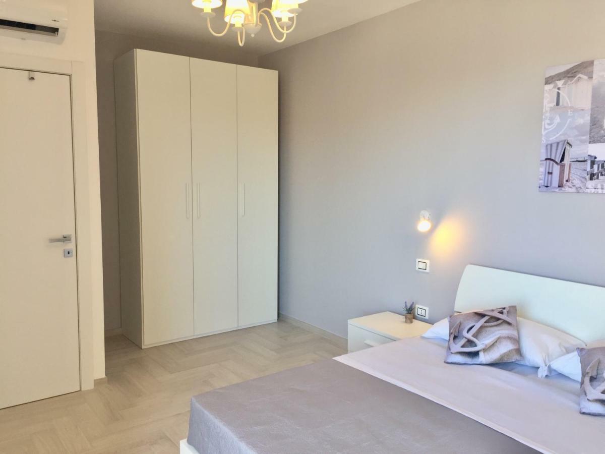 Le Domus Modern Apartments Cagliari Su Forti Exterior foto