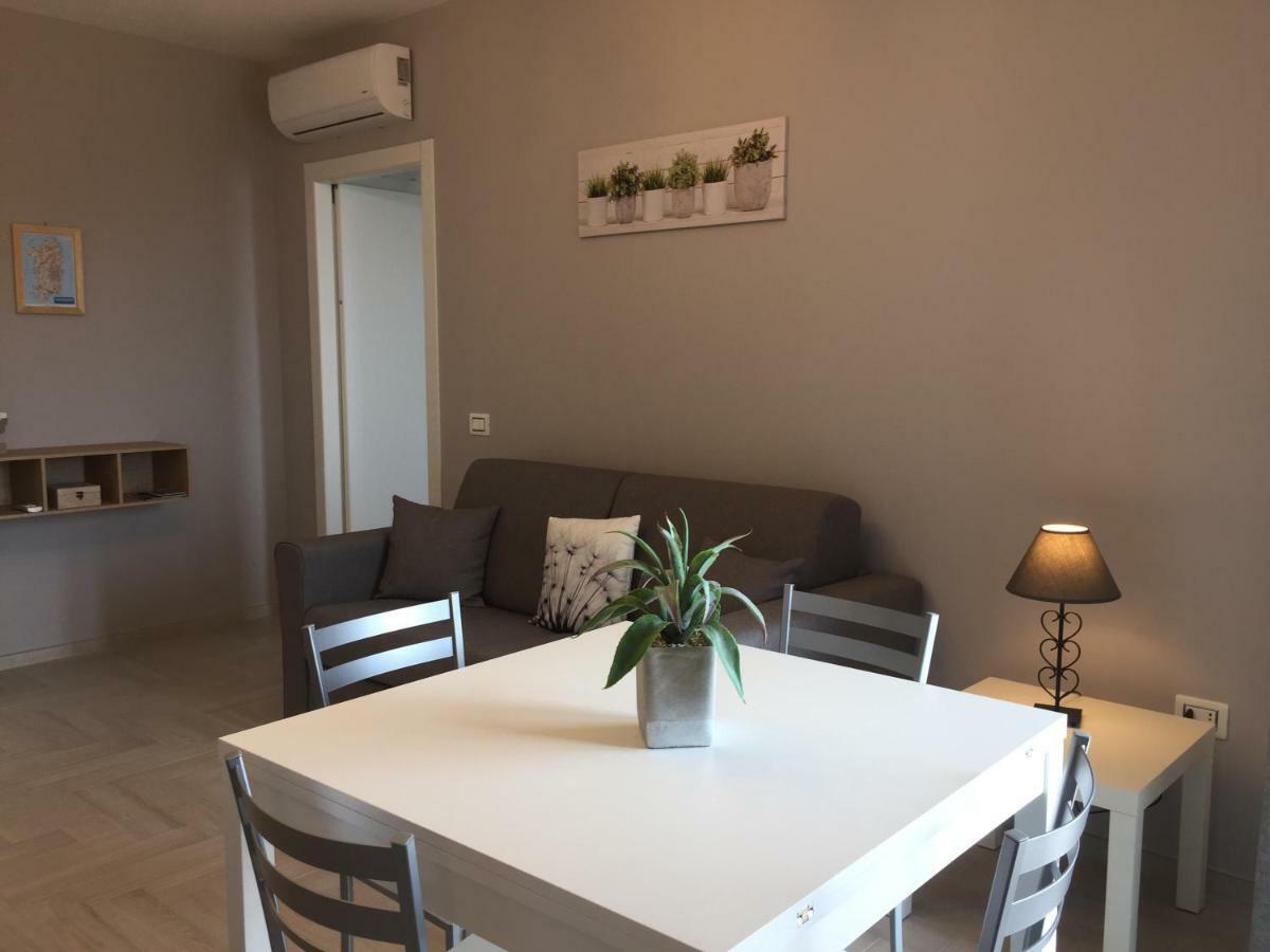 Le Domus Modern Apartments Cagliari Su Forti Exterior foto